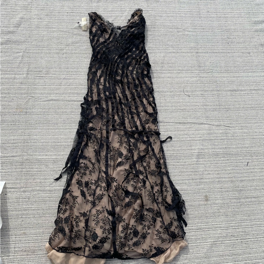 ANGEL SANCHEZ Women's Elegant Black Lace Overlay Nude Lined Evening Gown Size 12